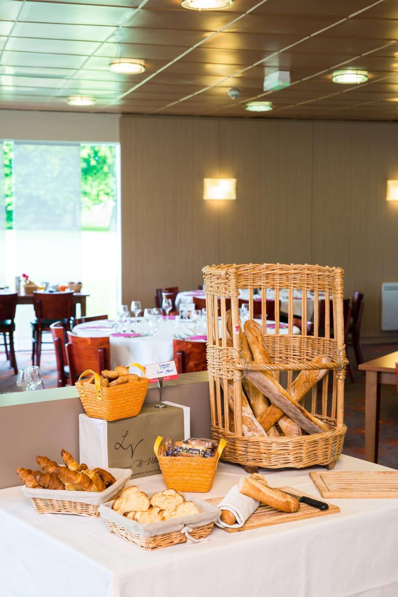 Brit Hotel Rennes St Gregoire - Le Villeneuve Saint-Grégoire 외부 사진