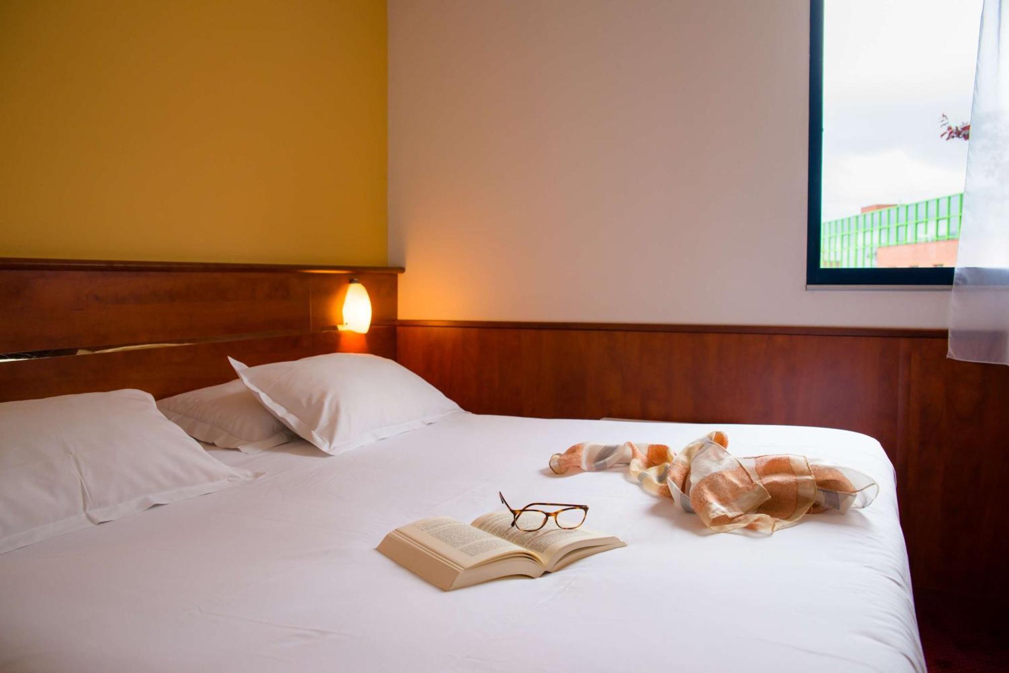 Brit Hotel Rennes St Gregoire - Le Villeneuve Saint-Grégoire 외부 사진